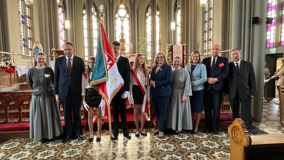 POŚWIĘCENIE SZTANDARU SZKOŁY