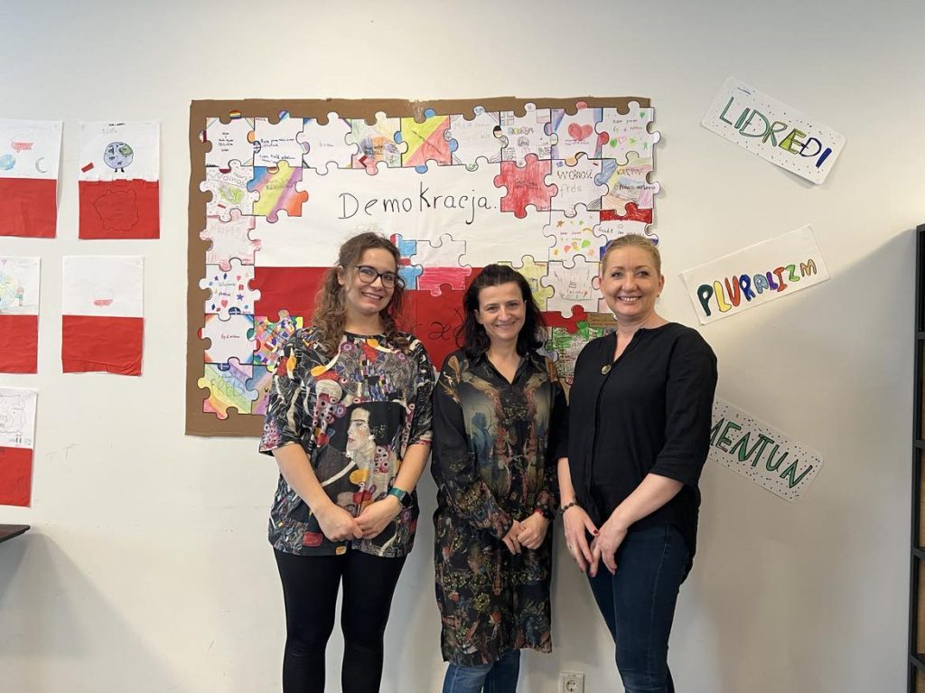 OSTATNIE PRZYGOTOWANIA DO WYSTAWY